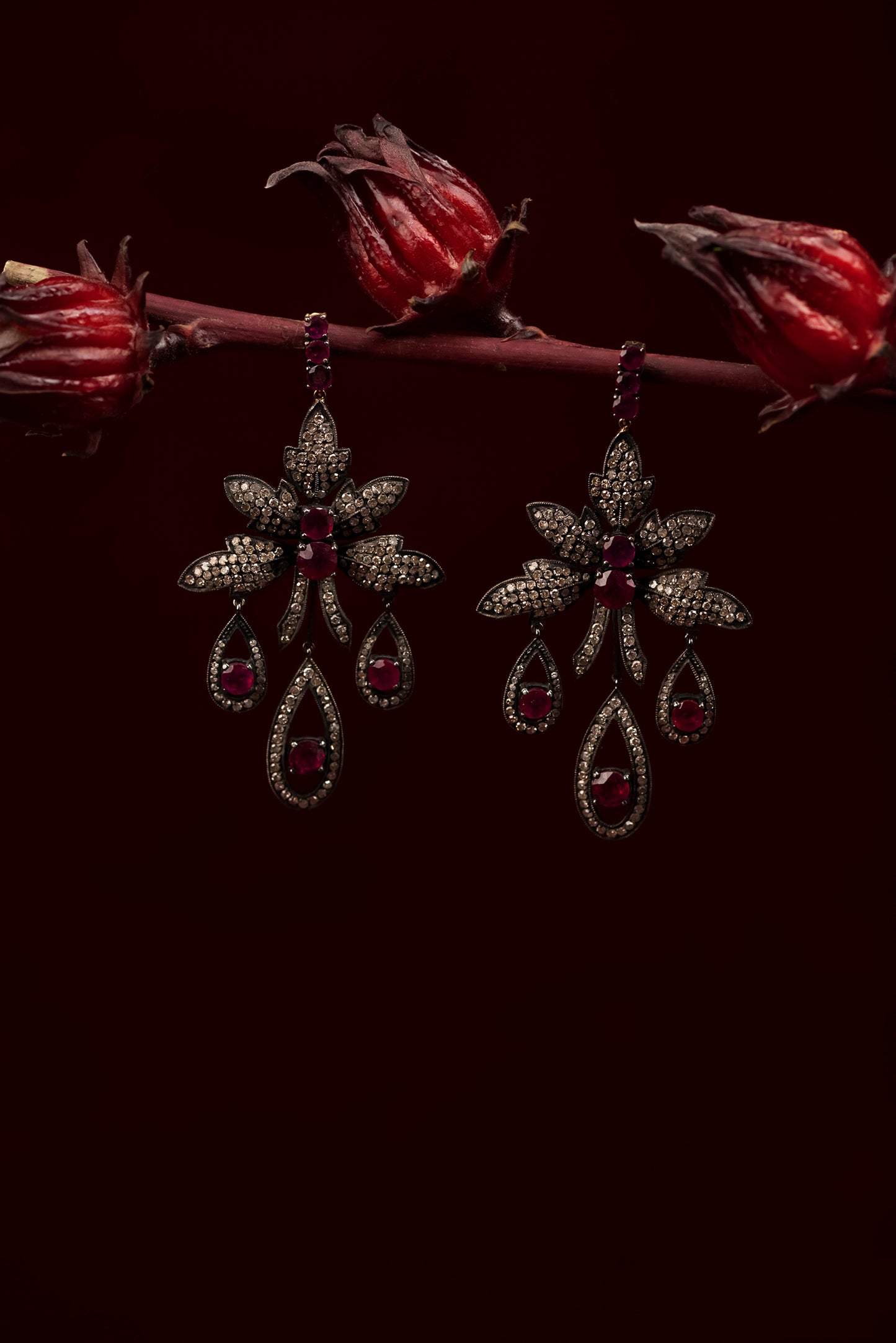 Diamond Scarlet Bloom